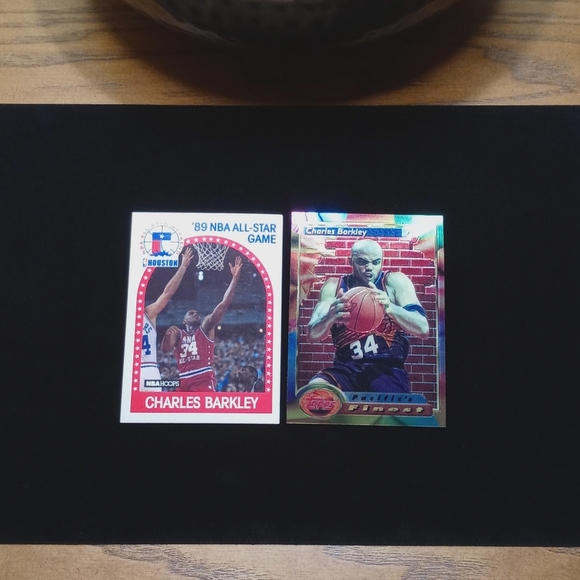 Set 2 NBA 1989 Charles Barkley Trading Card & 1994 Refractor Topps Trading Card - Picture 4 of 17